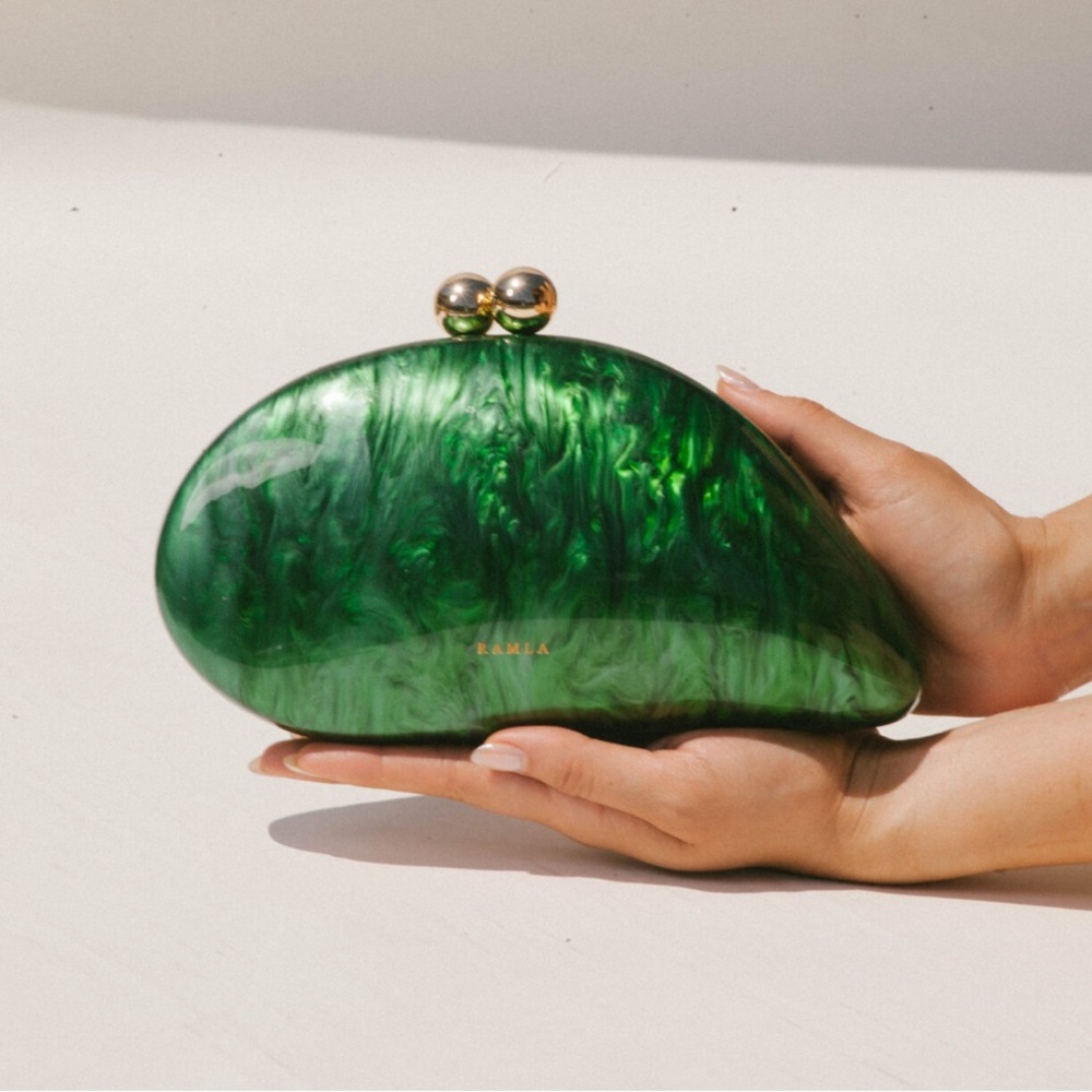 Ramla Brand New🚨Just In - Reseller Deal! Acrylic Purse w/Chain Strap!